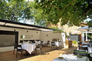 Store de terrasse pour restaurant