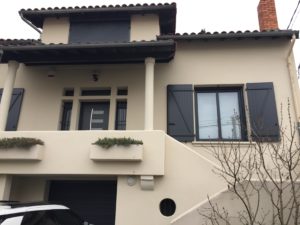 Menuiseries et volets battants en aluminium